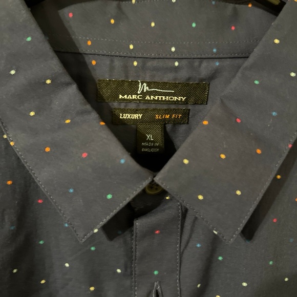 NWT Marc Anthony button up - Picture 2 of 5